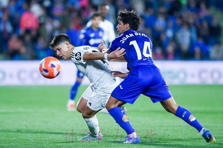 西甲:11日4战要留放 皇马稳中求胜半细链艾尔切 西甲:11日4战要留放 皇马稳中求胜半细链艾尔切